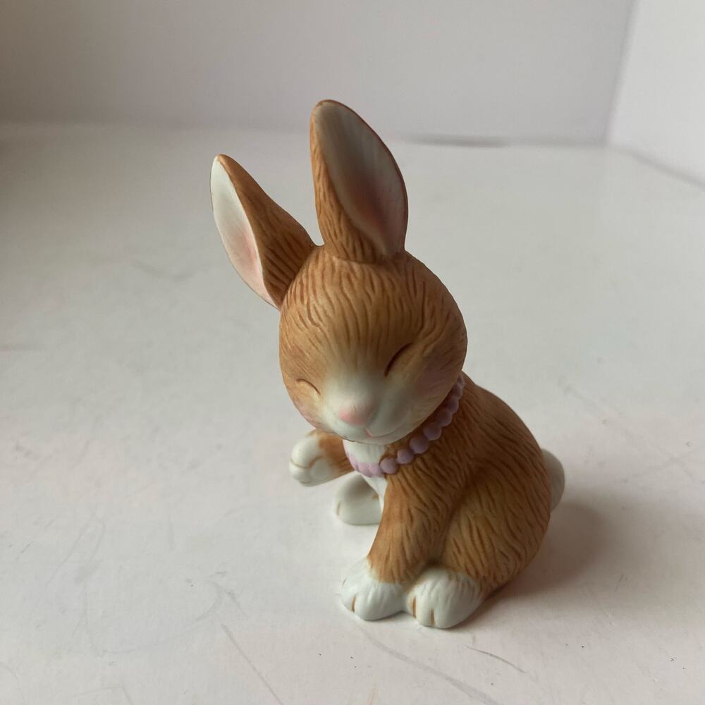 Avon Bunny 1983 Porcelain Rabbit Mothers Love Replacement Easter VTG Figurine